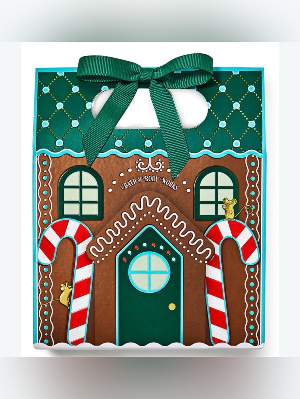 Bath & Body Works - Gingerbread Gift Bag - Frosted Coconut Snowball